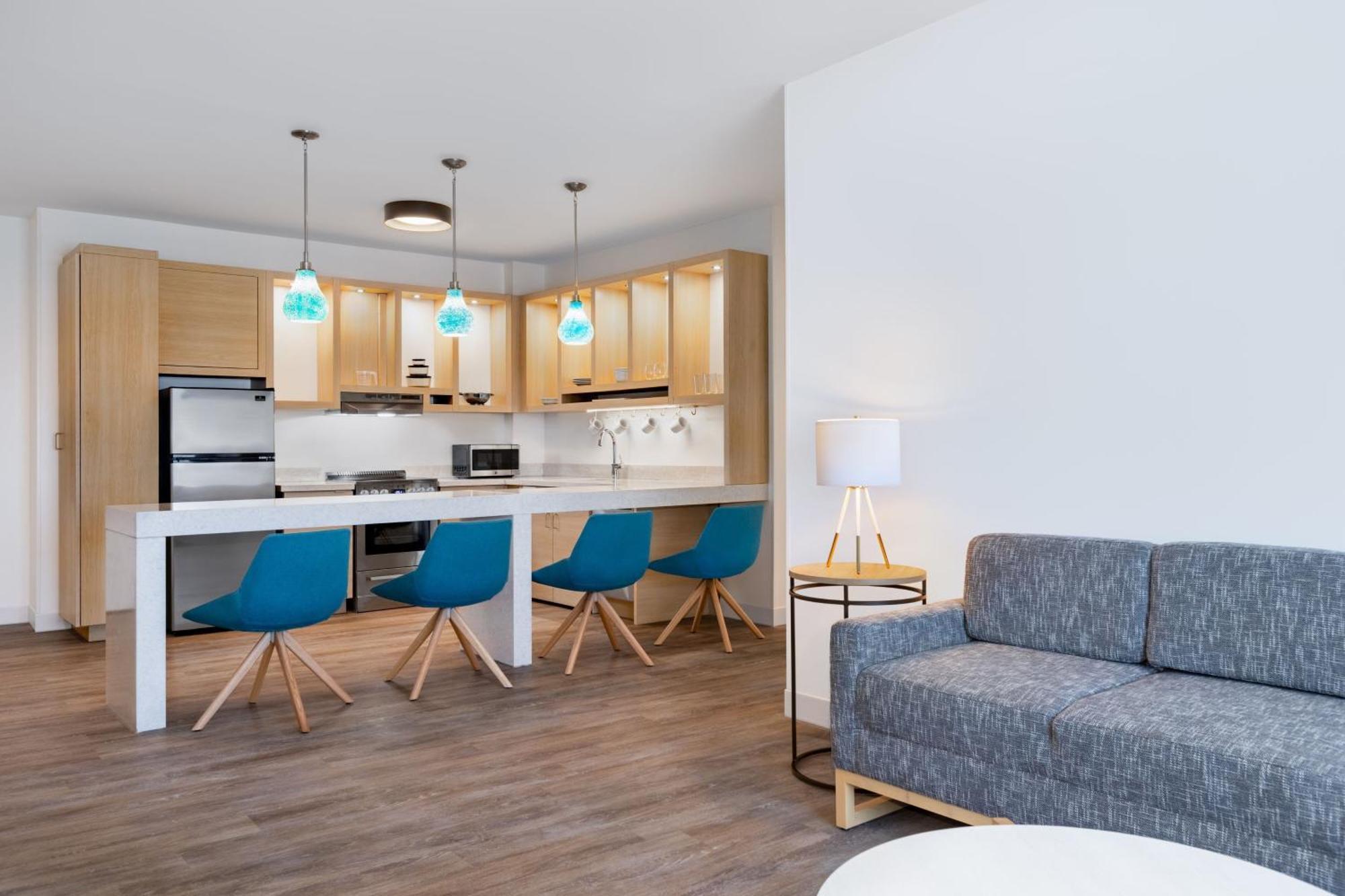 Towneplace Suites By Marriott Geneva At Spire Academy Eksteriør bilde