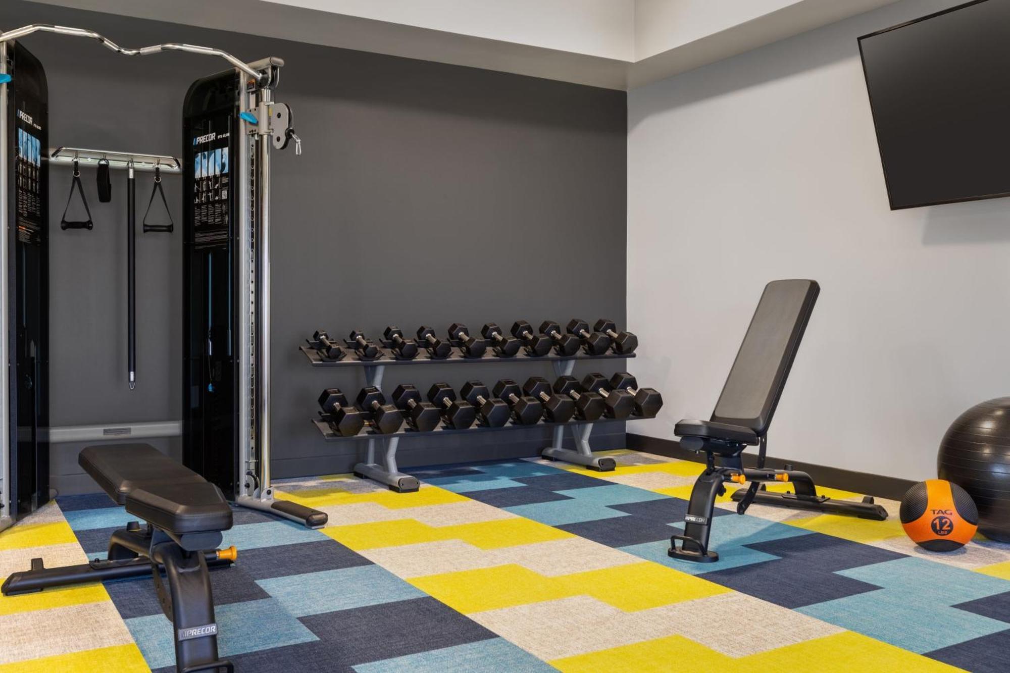 Towneplace Suites By Marriott Geneva At Spire Academy Eksteriør bilde