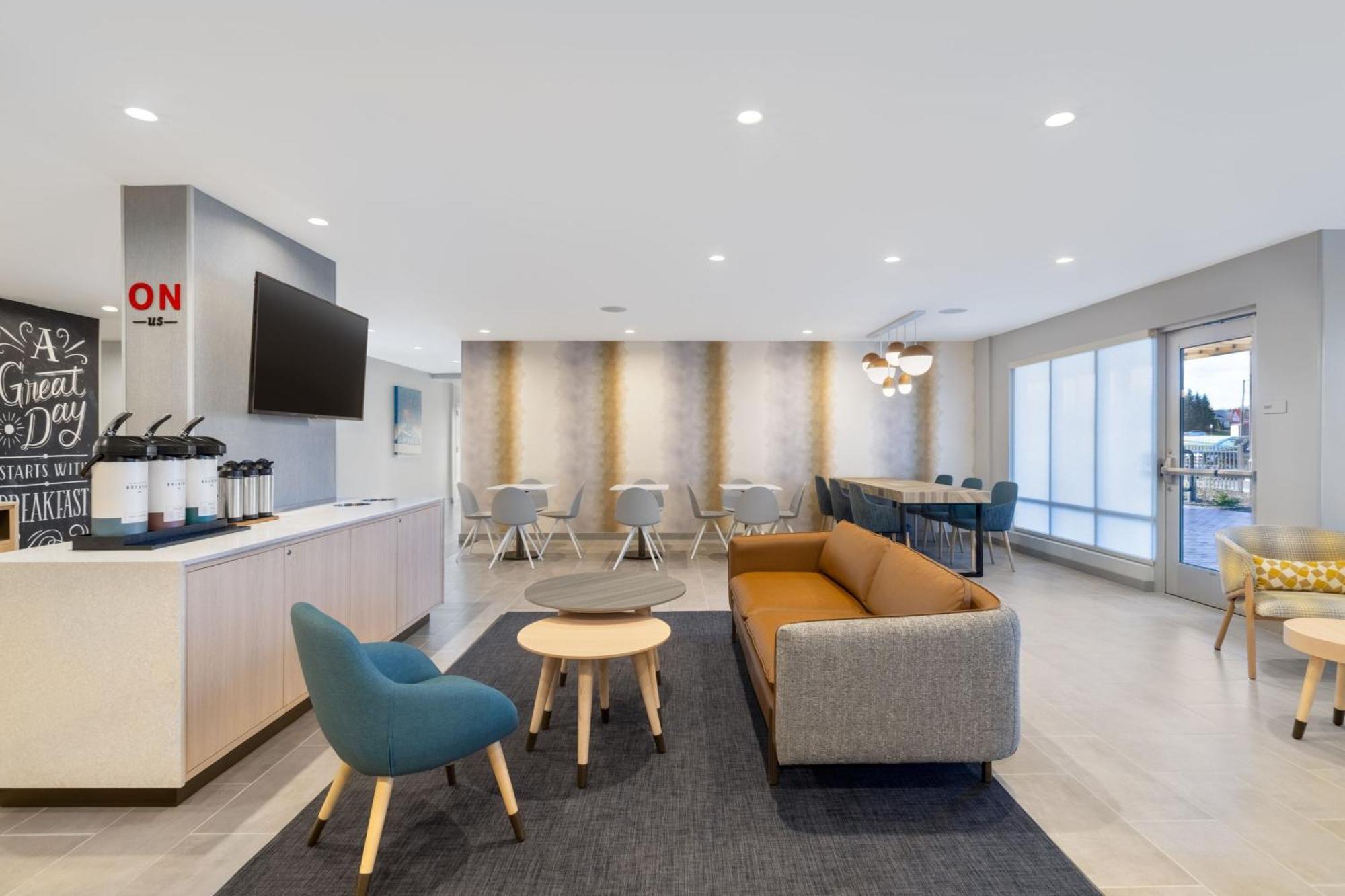 Towneplace Suites By Marriott Geneva At Spire Academy Eksteriør bilde