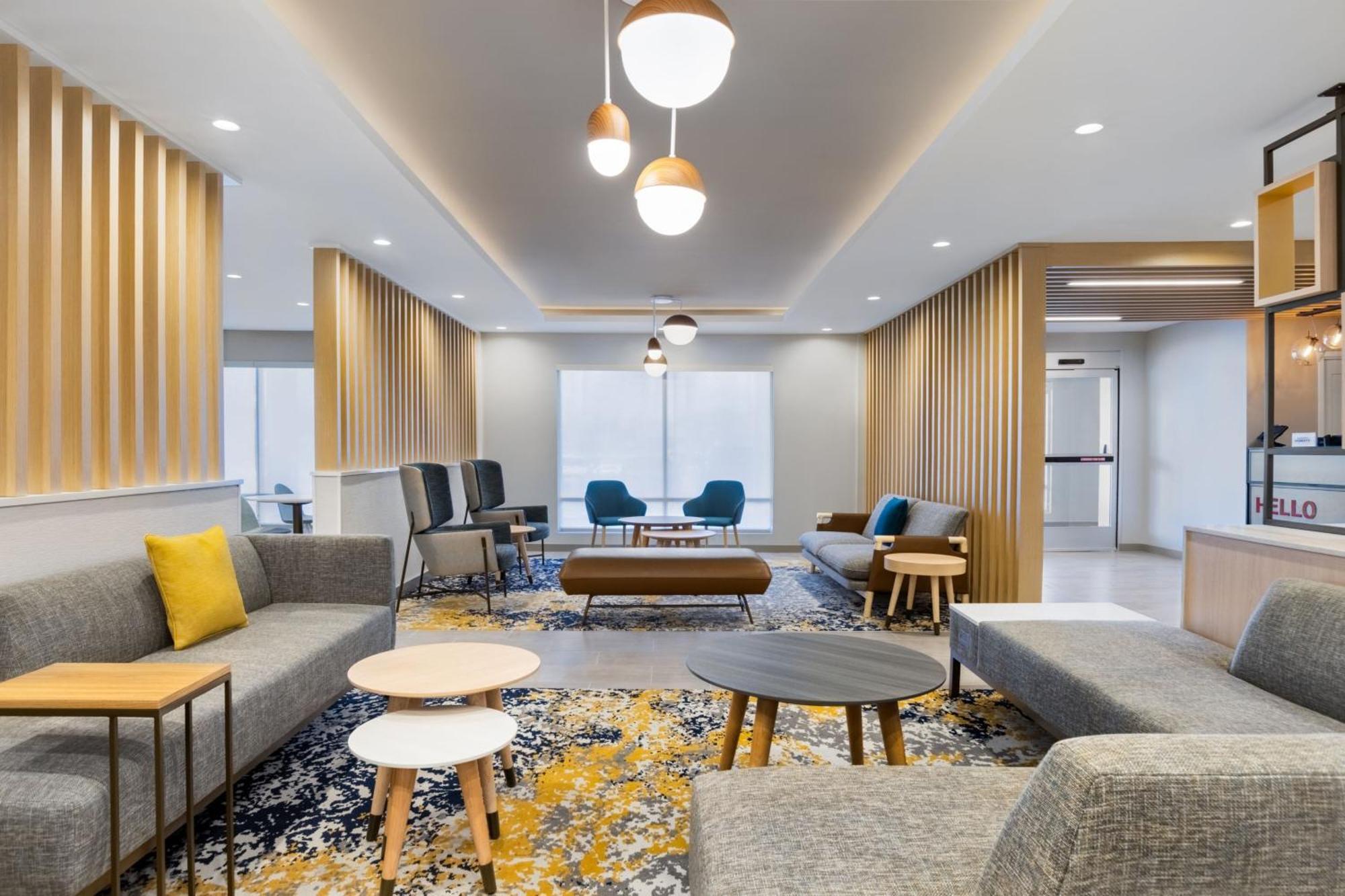 Towneplace Suites By Marriott Geneva At Spire Academy Eksteriør bilde