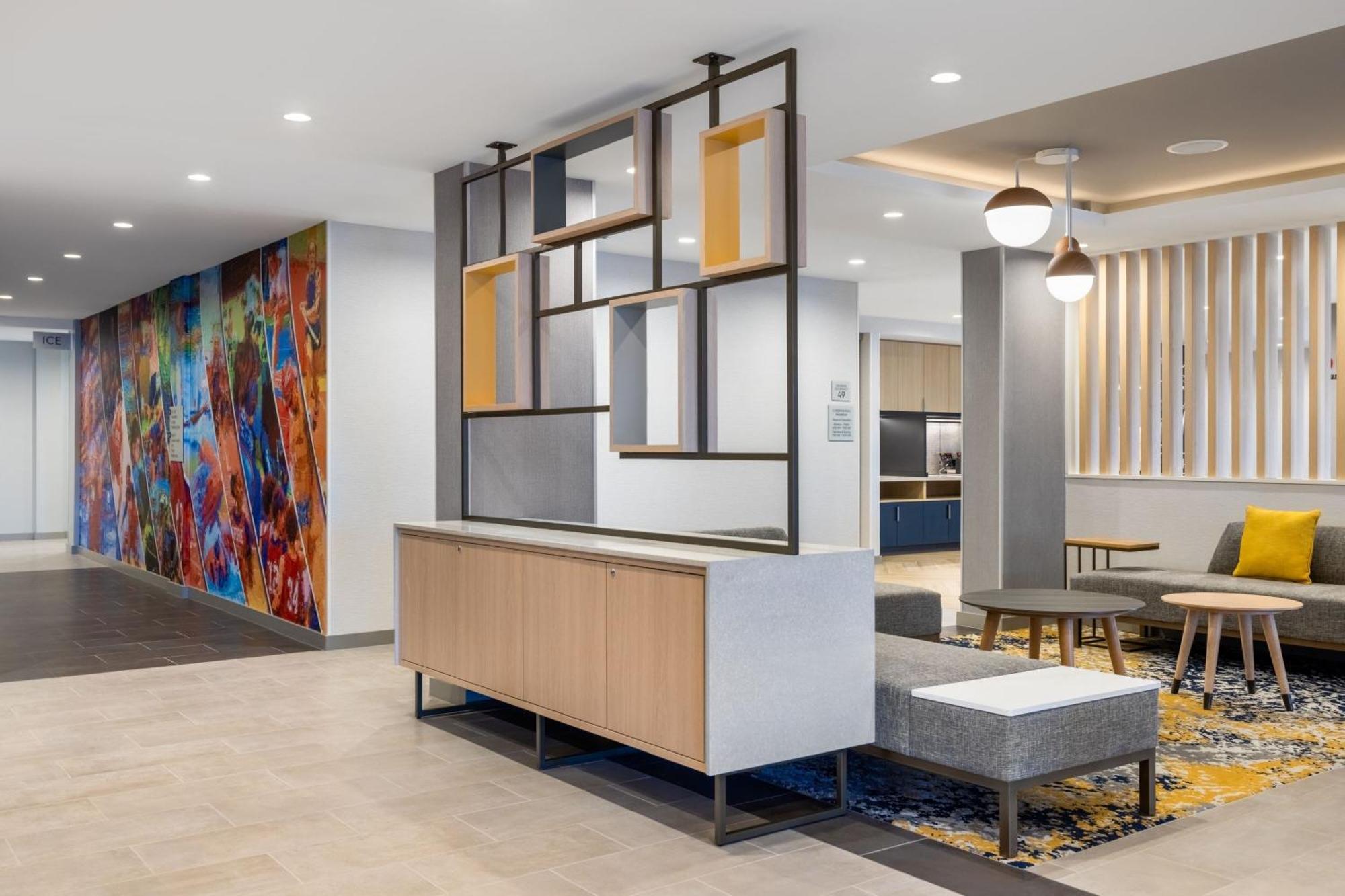 Towneplace Suites By Marriott Geneva At Spire Academy Eksteriør bilde